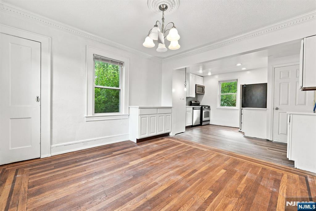 43 Esmond Place Property Photo 7