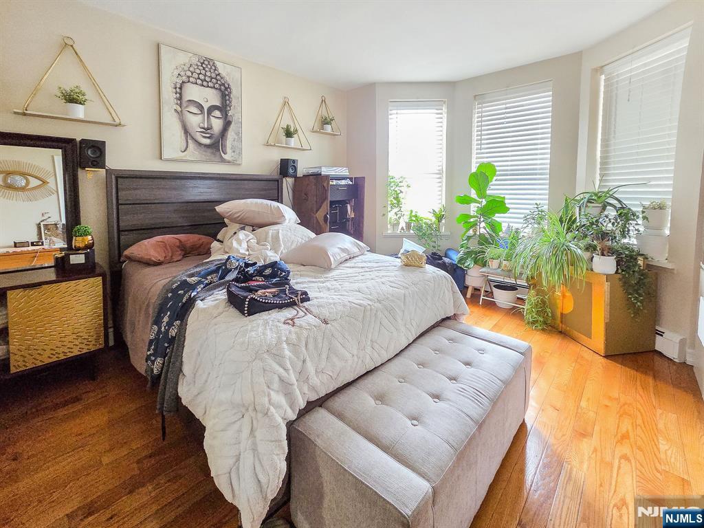14 48th Street Property Photo 5