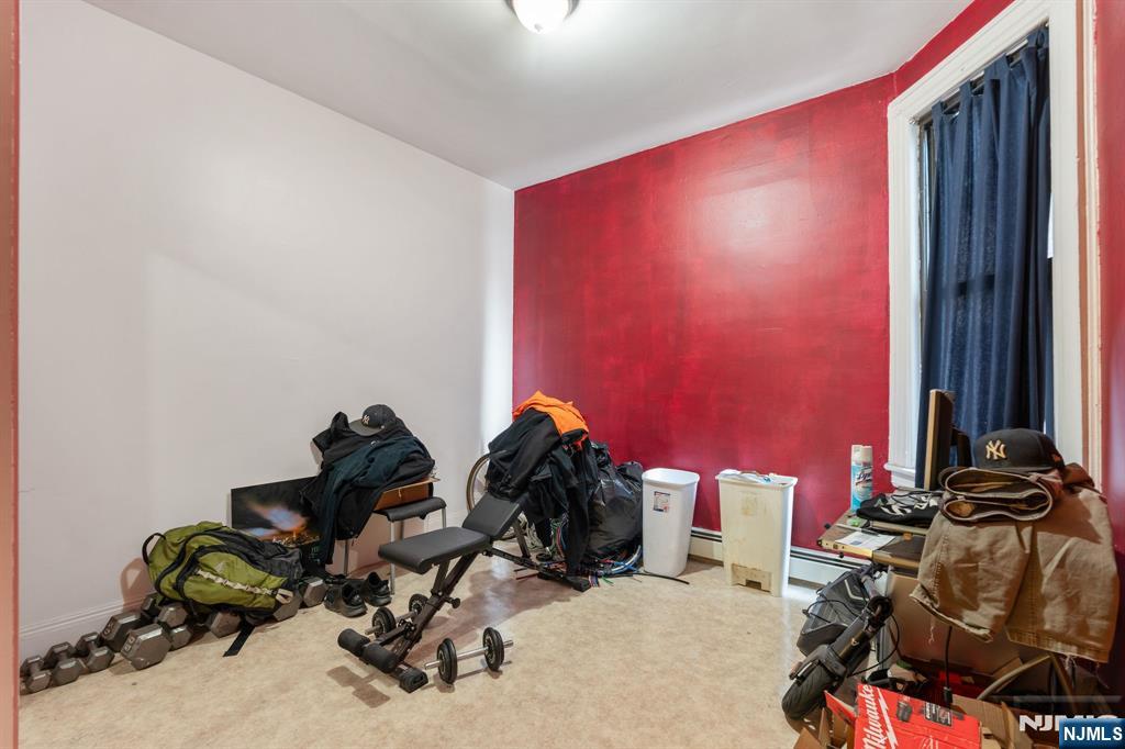14 48th Street Property Photo 16