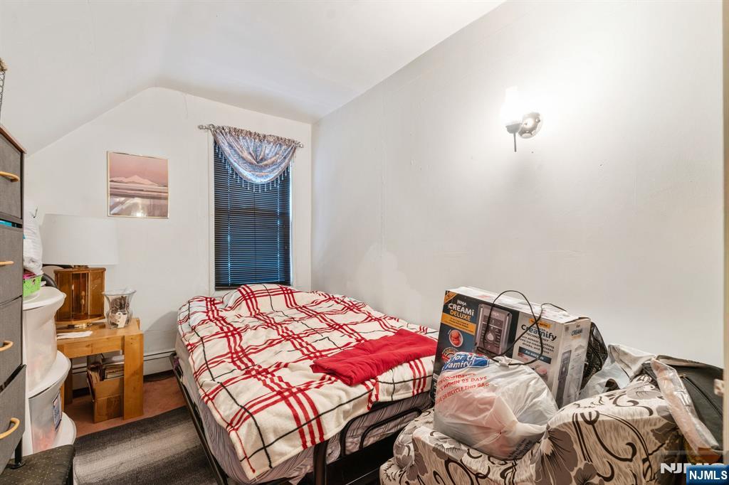 14 48th Street Property Photo 25