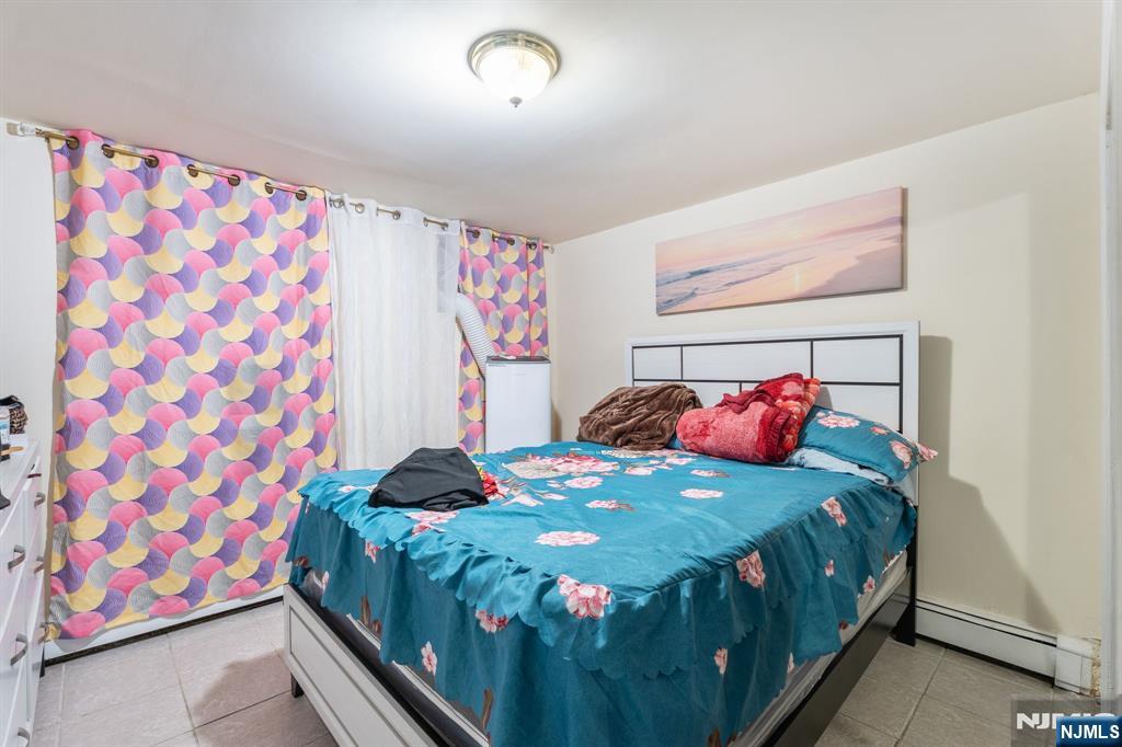 14 48th Street Property Photo 30