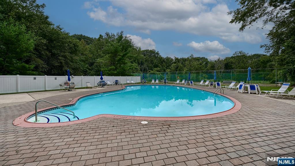 42 Bowfell Court Property Photo 29