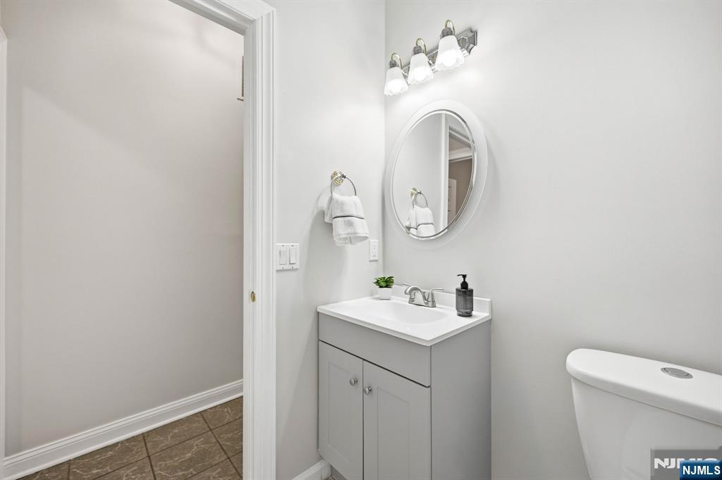 13 Oakwood Court Property Photo 21