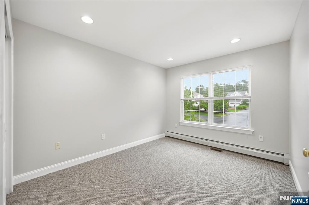 13 Oakwood Court Property Photo 32