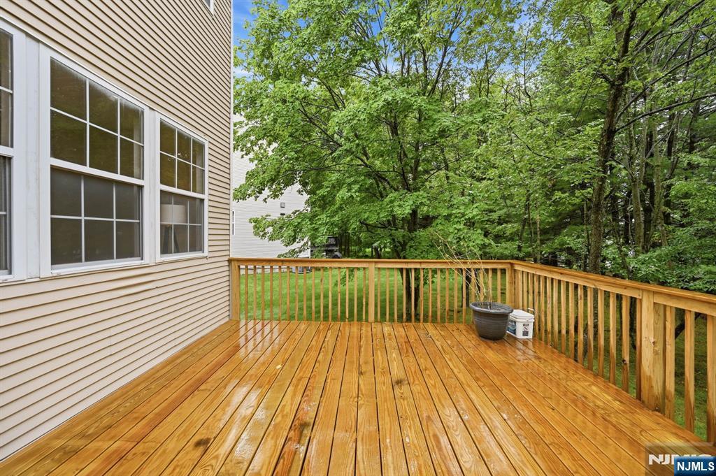 13 Oakwood Court Property Photo 42