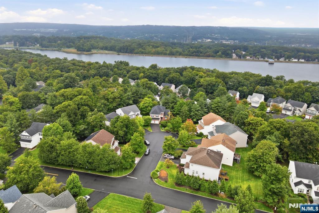 13 Oakwood Court Property Photo 48