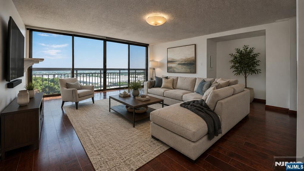 2140 Harmon Cove Tower 2140 Property Photo 1