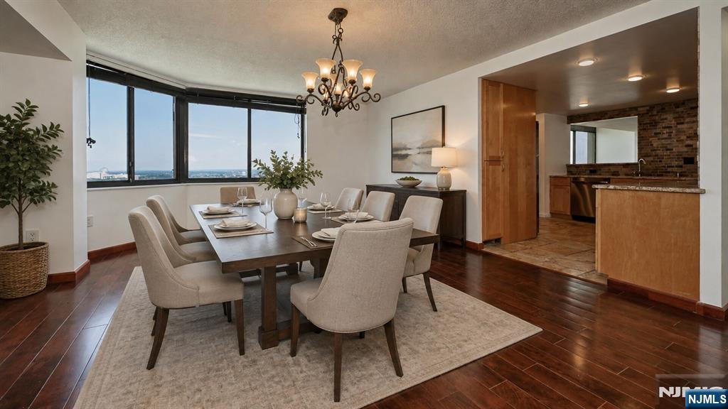 2140 Harmon Cove Tower 2140 Property Photo 2