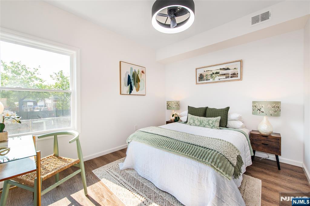 26030576 Property Photo 10