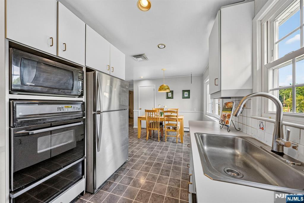13 Friar Way Property Photo 13