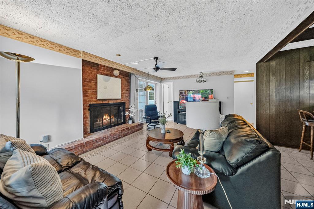 13 Friar Way Property Photo 28