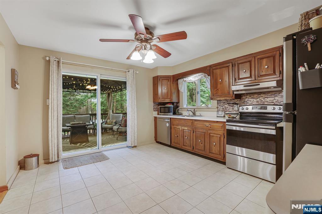 36 Maple Lake Road Property Photo 9