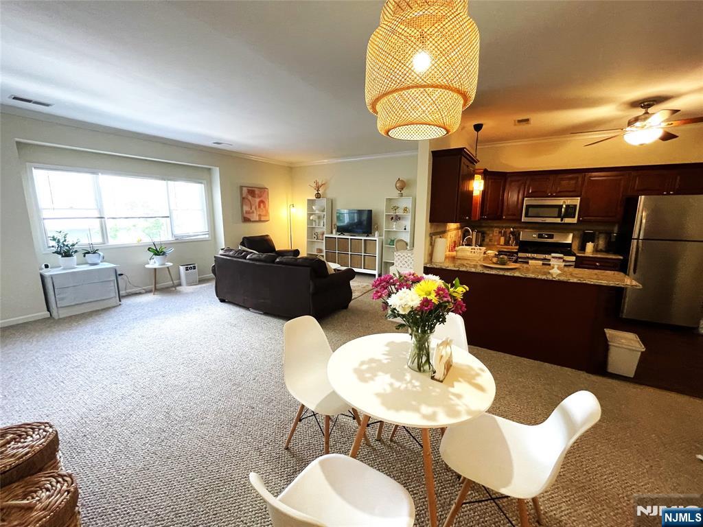485 Saddle River Road 18 Property Photo 3
