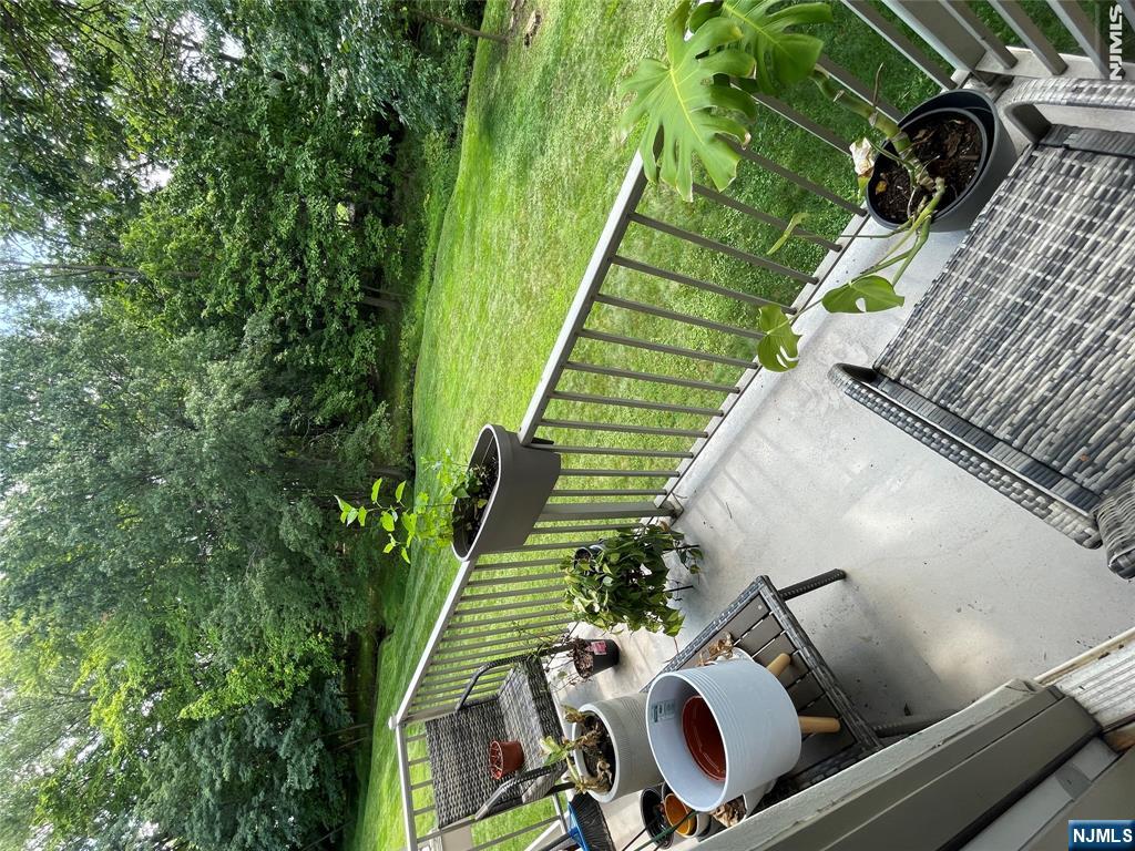 485 Saddle River Road 18 Property Photo 11