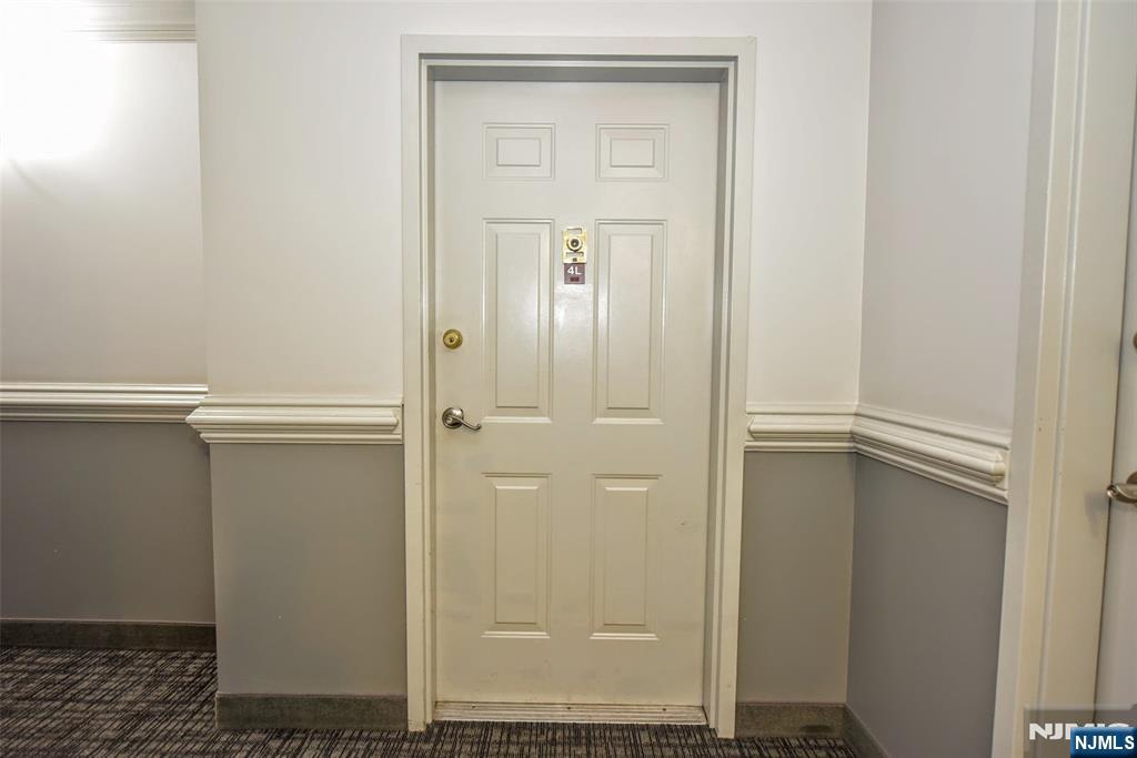 318 54th Street 4l Property Photo 4