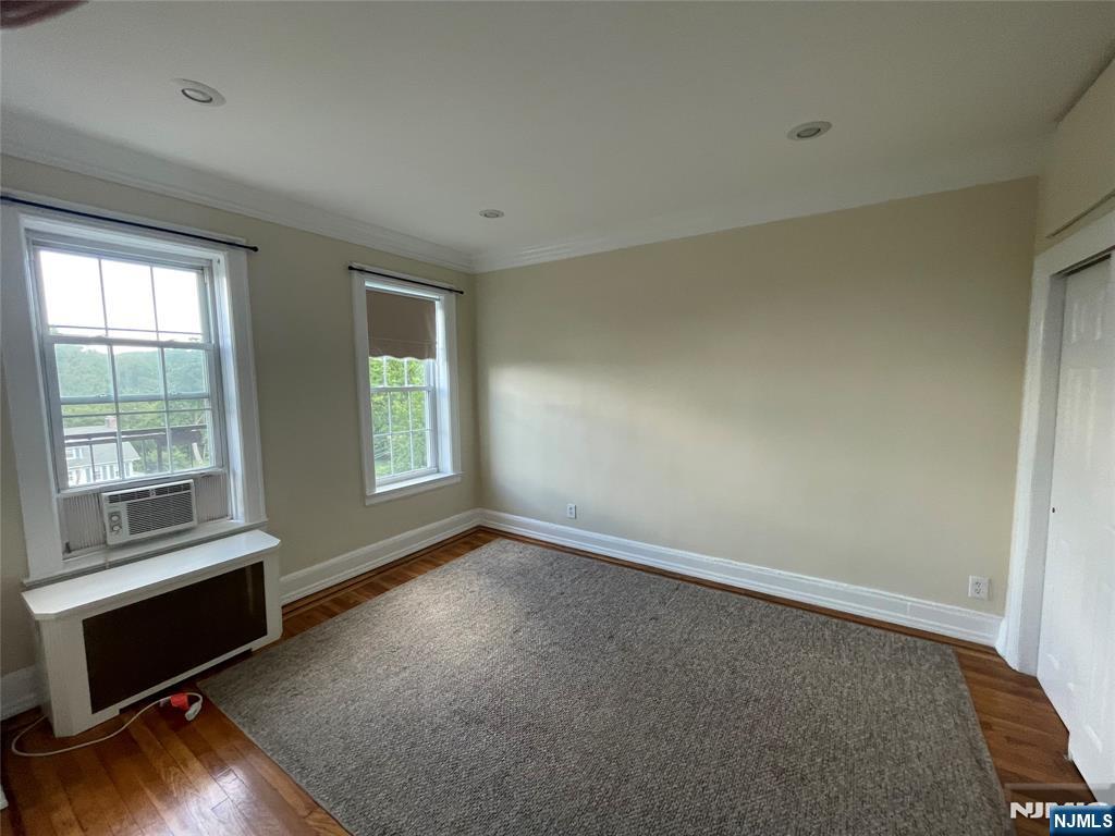 275 Engle Street G5 Property Photo 10
