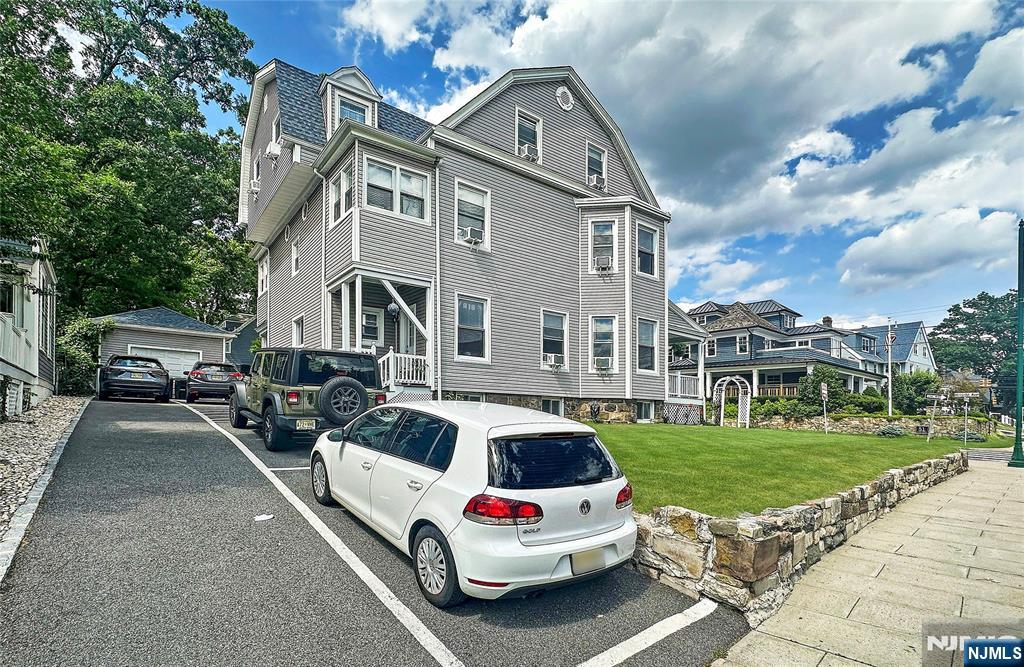 2 Hillside Avenue Property Photo 2