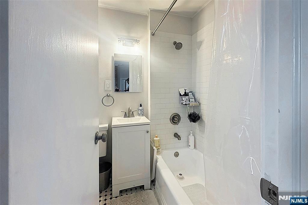 2 Hillside Avenue Property Photo 17