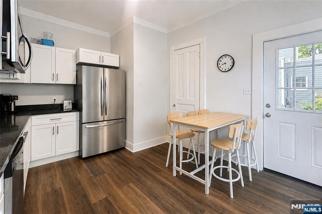 2 Hillside Avenue Property Photo 22