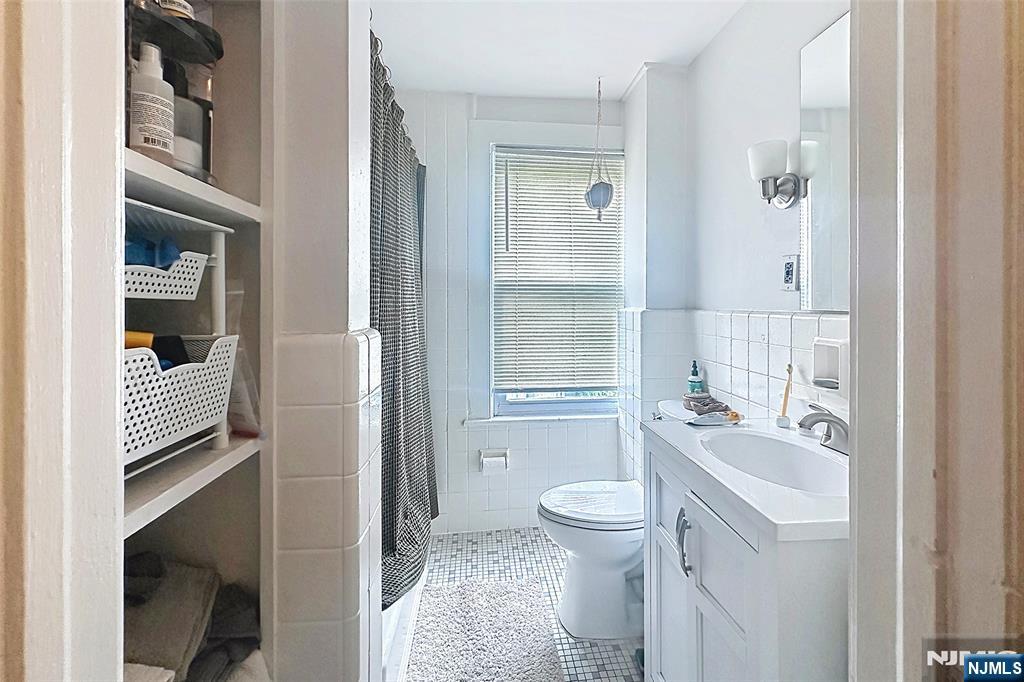 2 Hillside Avenue Property Photo 41