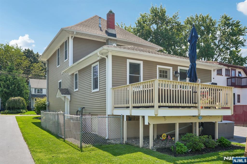 465 Oak Avenue Property Photo 22