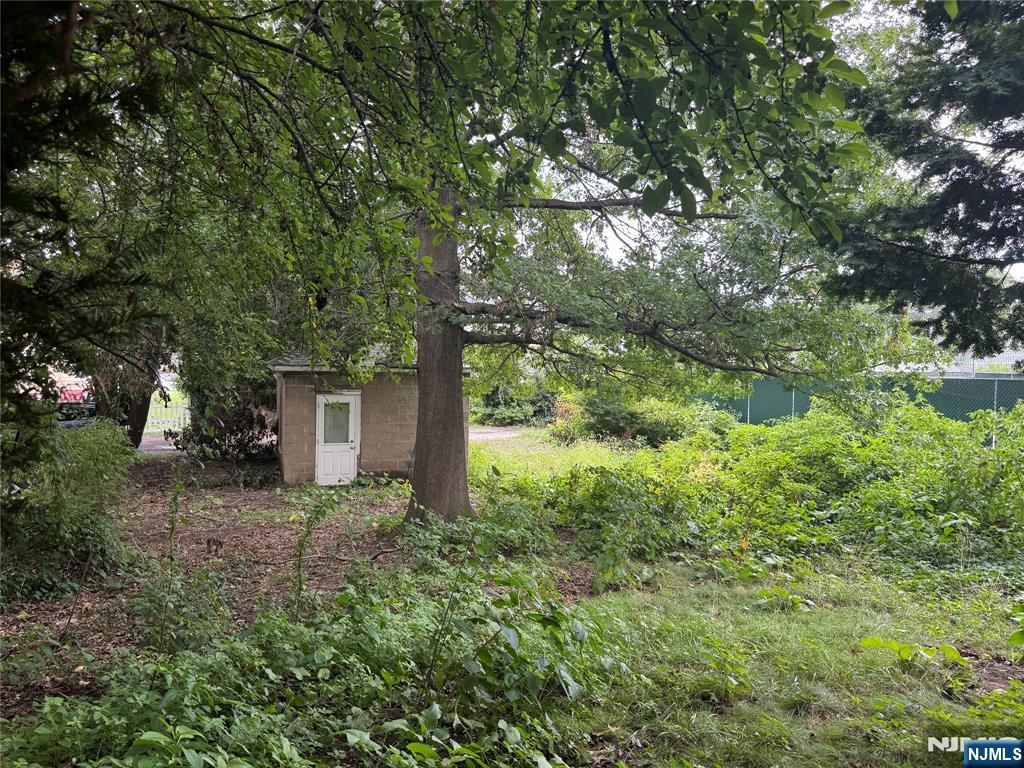 116 Clinton Place Property Photo 3