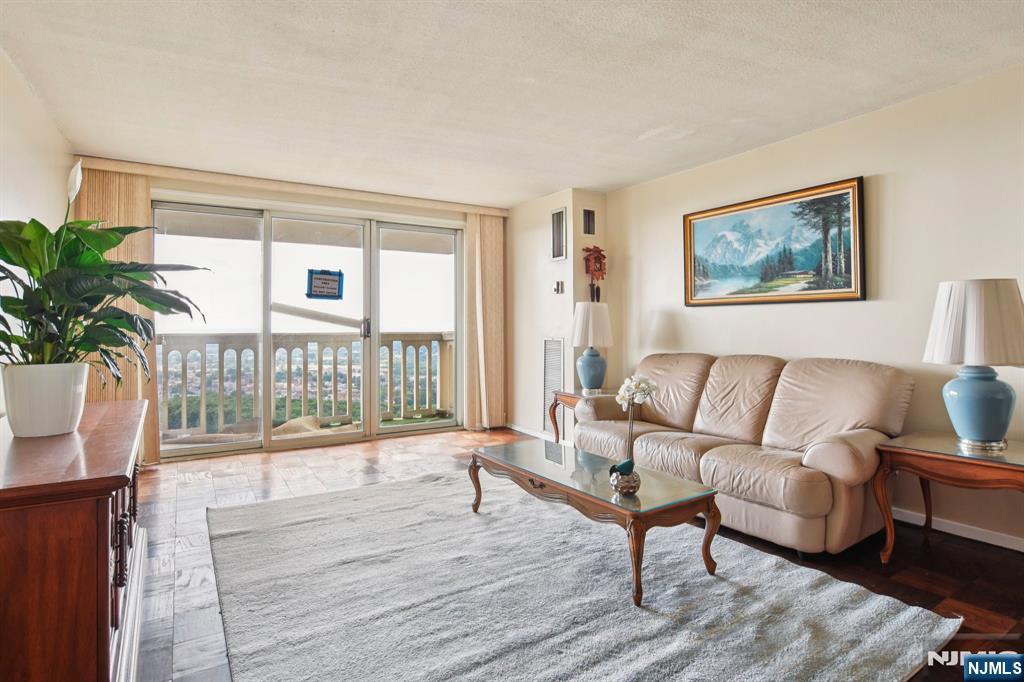 555 North Avenue 25k Property Photo 1