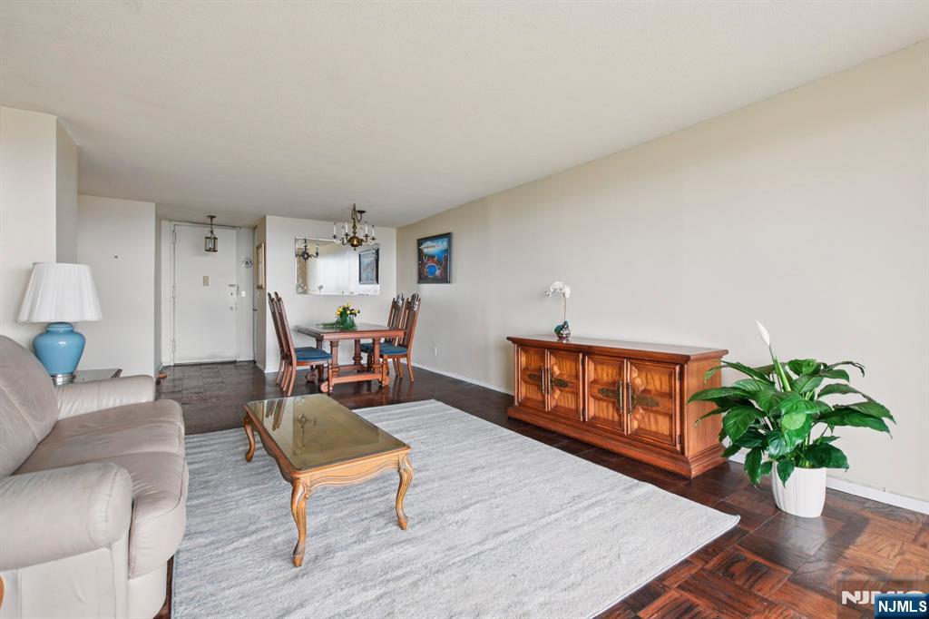555 North Avenue 25k Property Photo 4