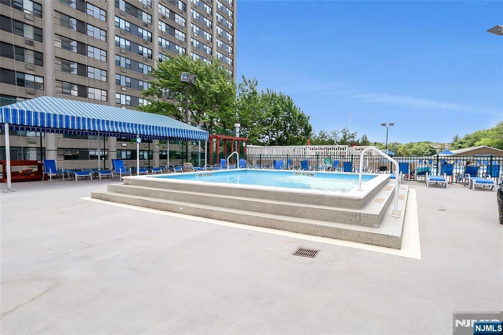 555 North Avenue 25k Property Photo 33