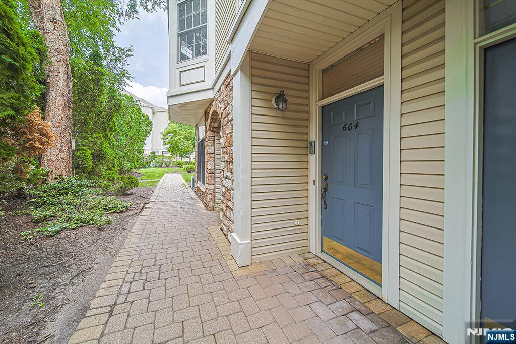 604 Turlington Court 234 Property Photo 4