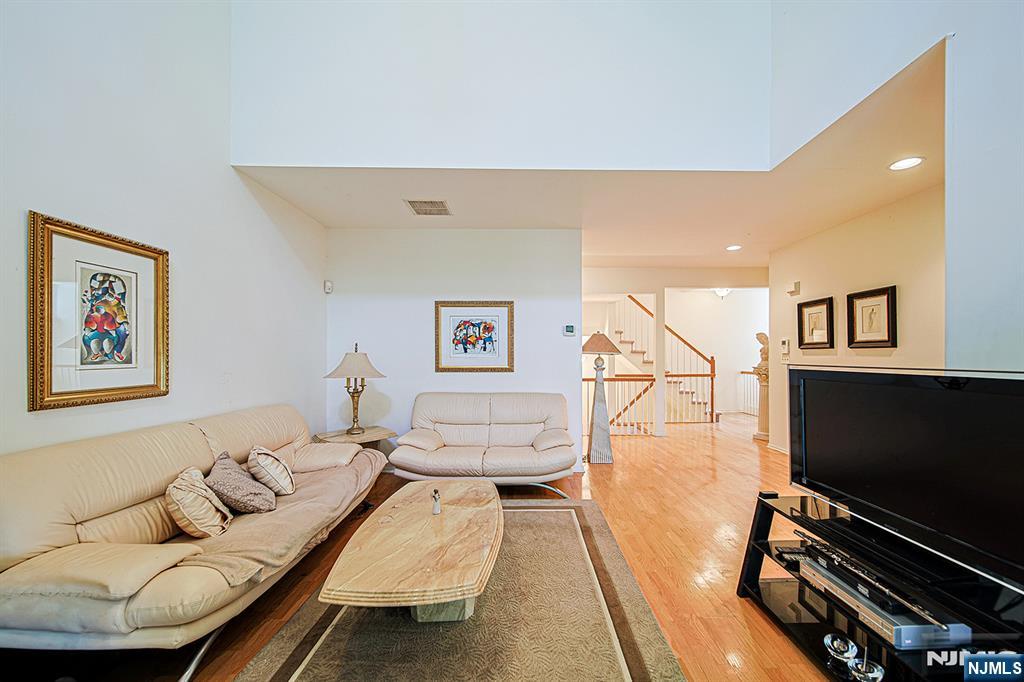 604 Turlington Court 234 Property Photo 10