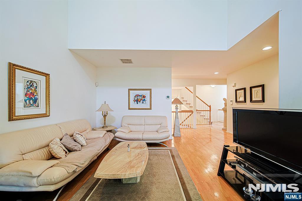 604 Turlington Court 234 Property Photo 10