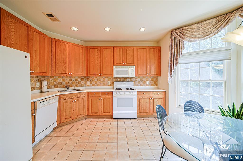 604 Turlington Court 234 Property Photo 18