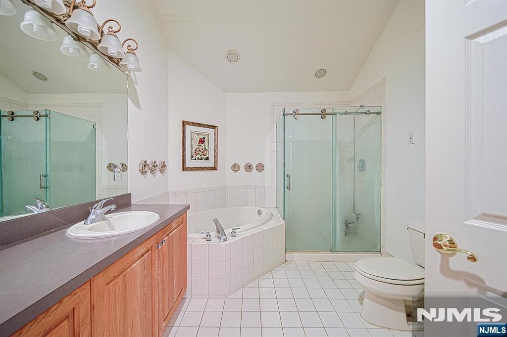 604 Turlington Court 234 Property Photo 28