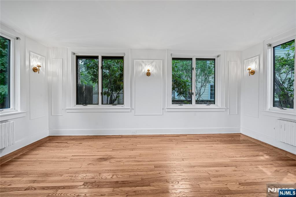 8 Harriot Avenue Property Photo 11