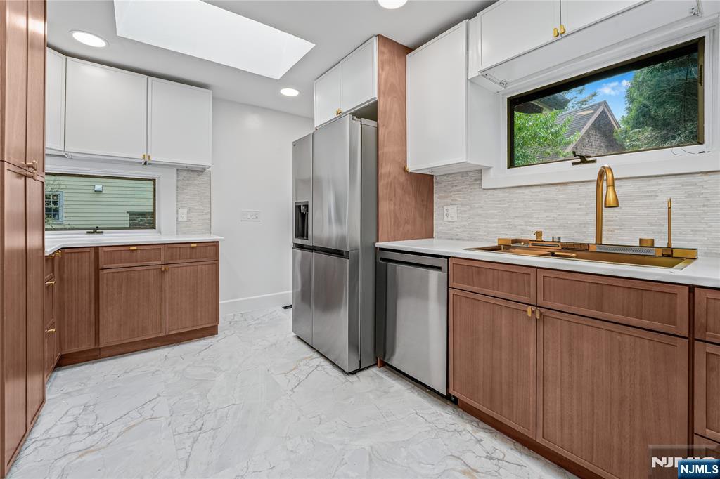 8 Harriot Avenue Property Photo 14