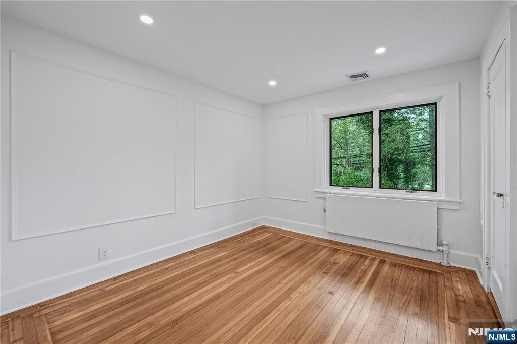 8 Harriot Avenue Property Photo 27