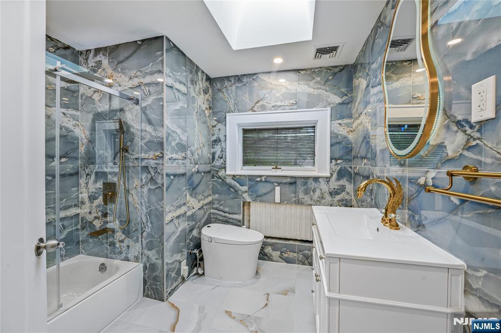 8 Harriot Avenue Property Photo 29