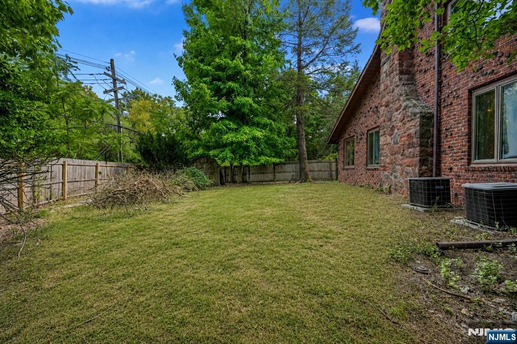 8 Harriot Avenue Property Photo 34