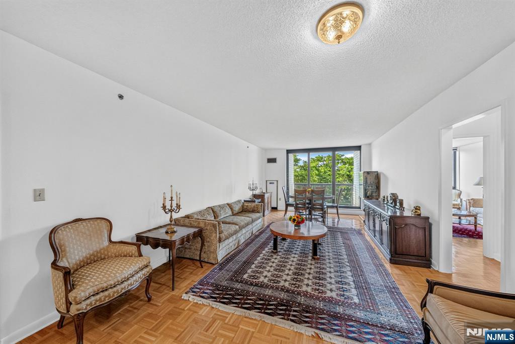 900 Palisade Avenue 3d Property Photo 5
