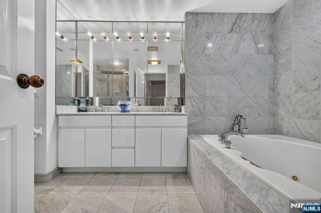 900 Palisade Avenue 3d Property Photo 13