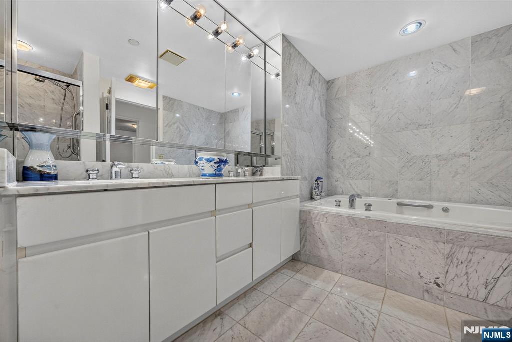 900 Palisade Avenue 3d Property Photo 16