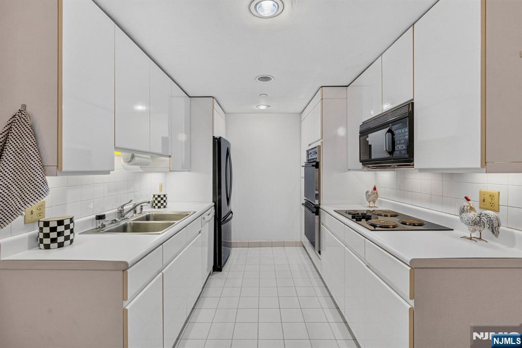 900 Palisade Avenue 3d Property Photo 19