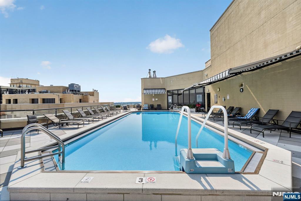 900 Palisade Avenue 3d Property Photo 38