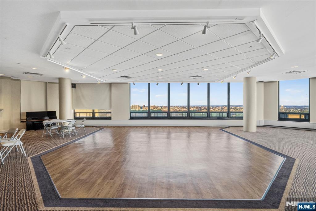 900 Palisade Avenue 3d Property Photo 41