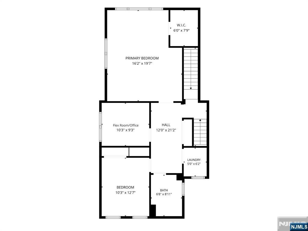 323 John Street Property Photo 21