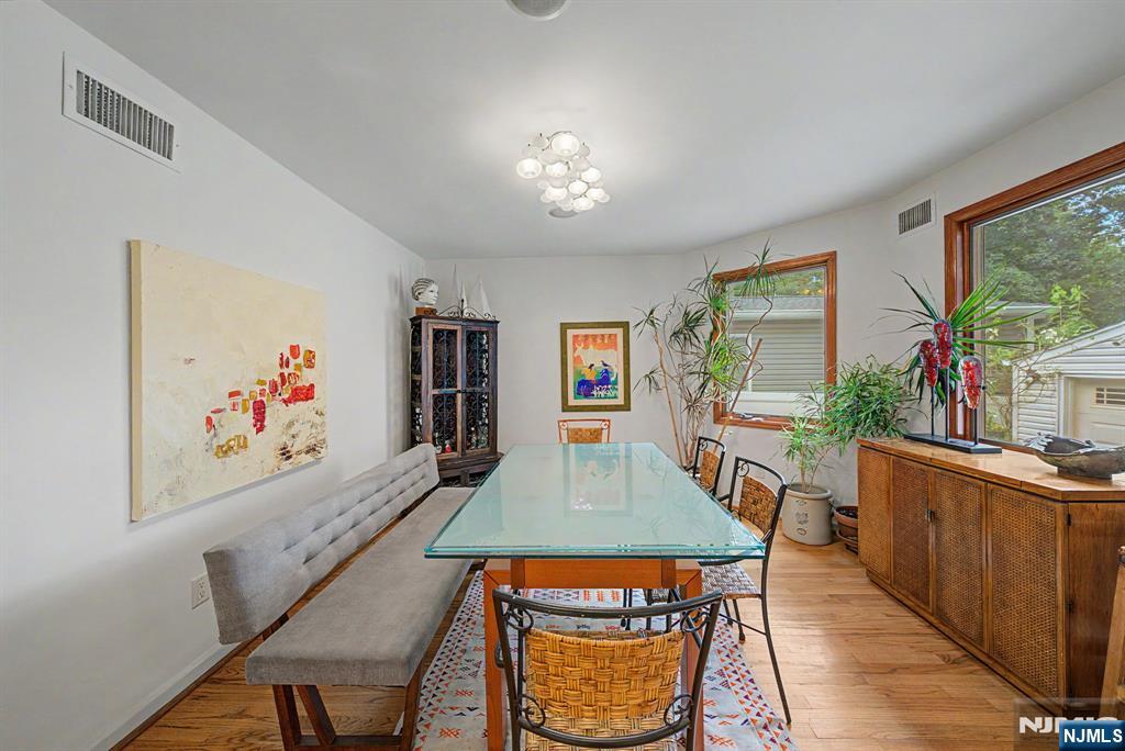 26 Cedar Street Property Photo 10