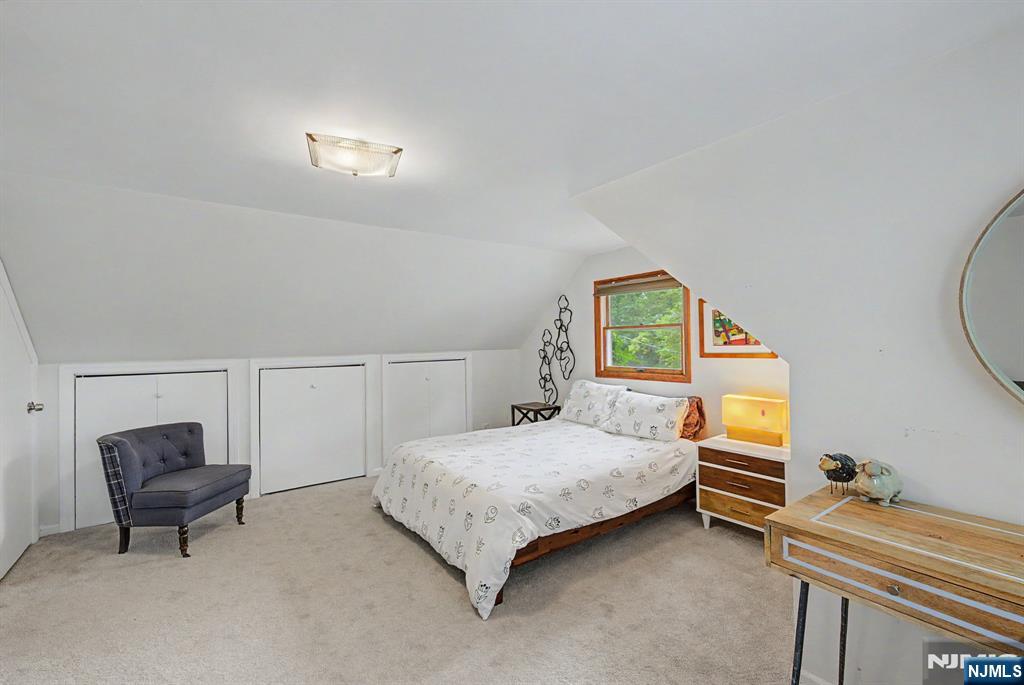 26 Cedar Street Property Photo 31