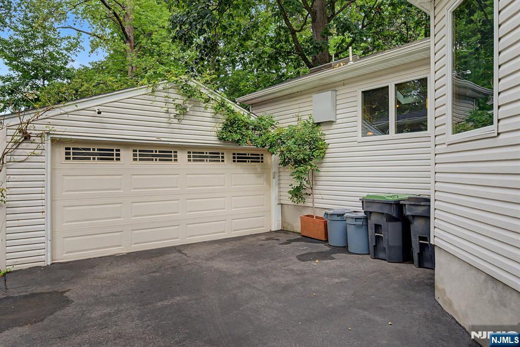 26 Cedar Street Property Photo 39