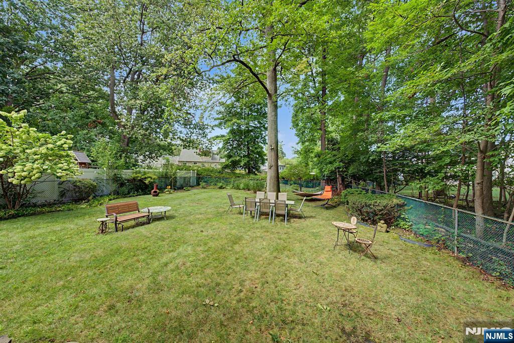 26 Cedar Street Property Photo 40